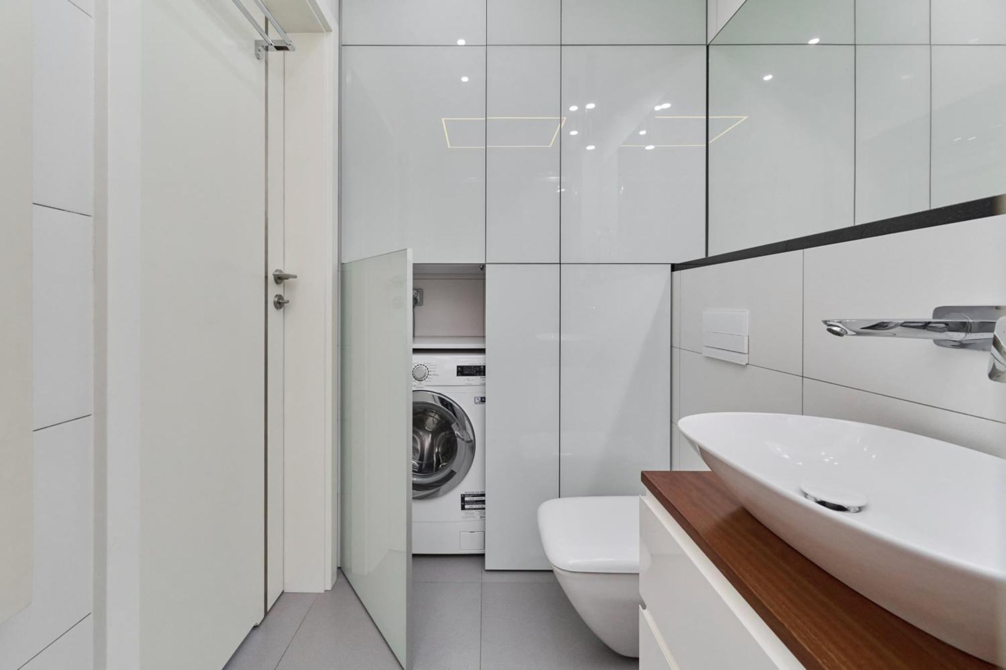 Stylish Kosciuszki Apartaments Near The Market Square With Free Garage Wroclaw By Noclegi Renters المظهر الخارجي الصورة